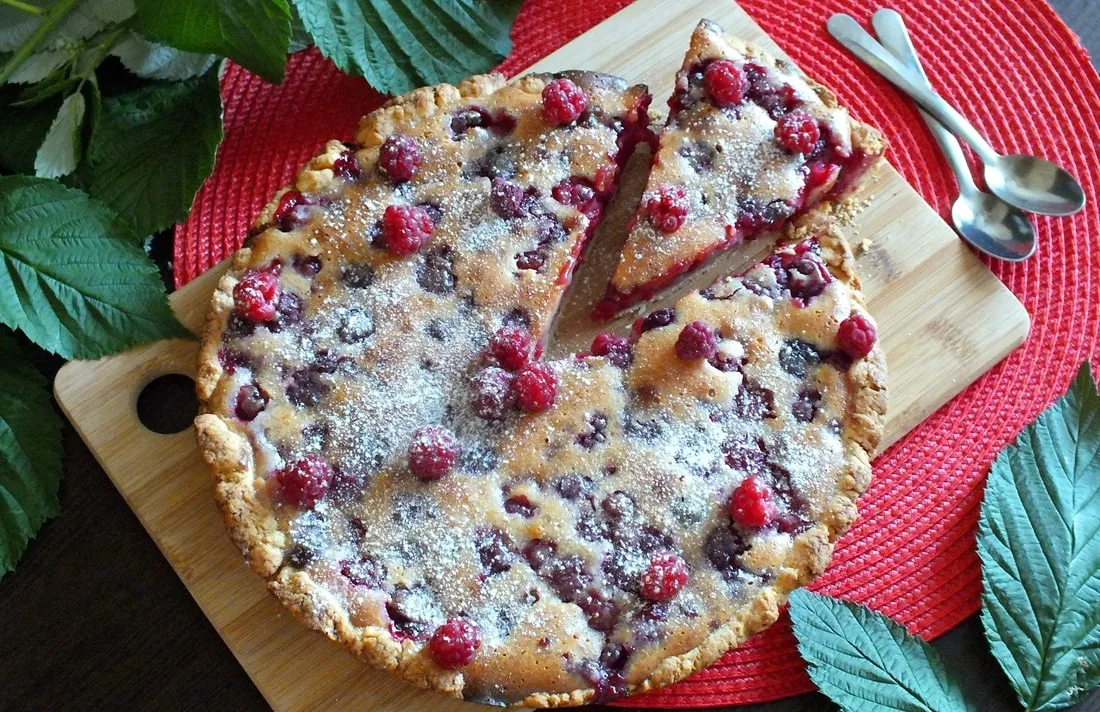 Raspberry quiche