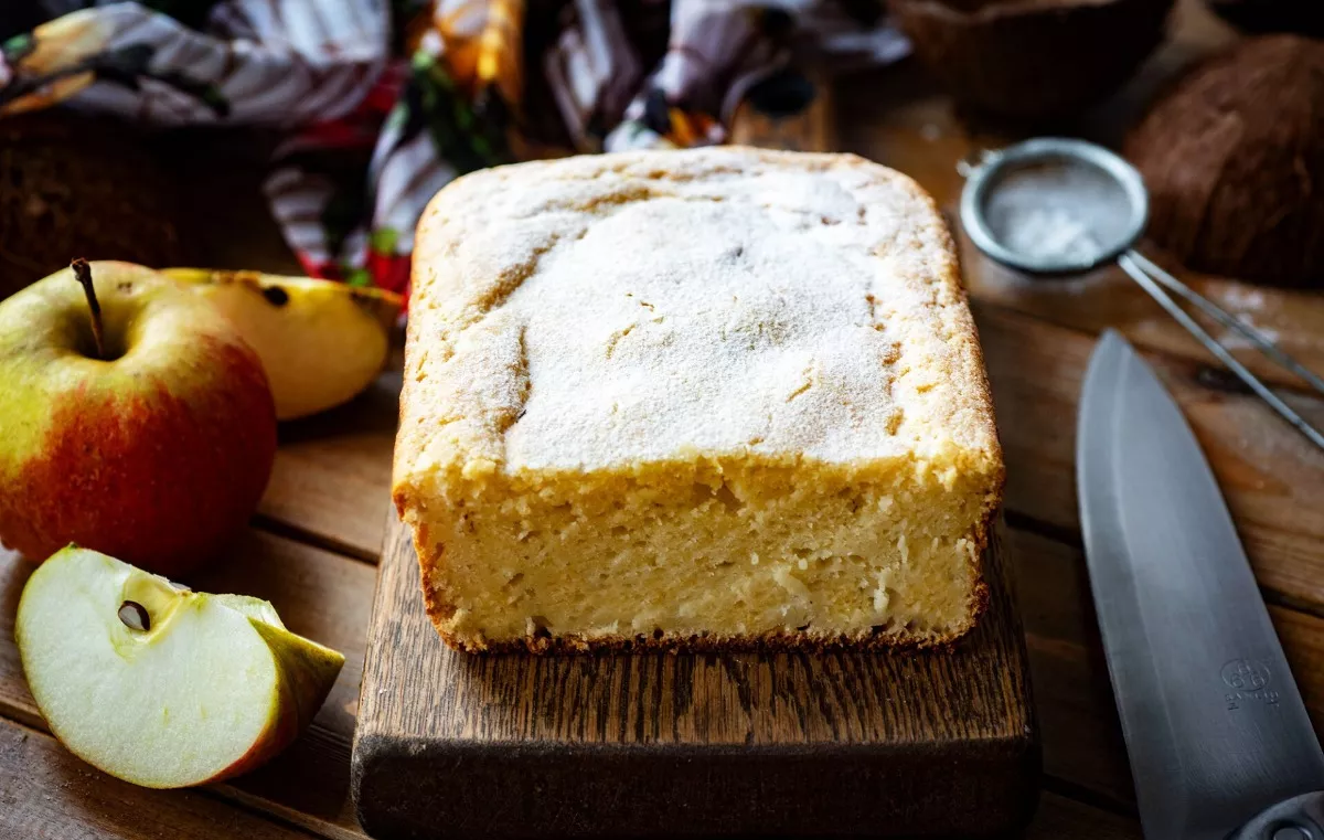 Coconut cake with kefir