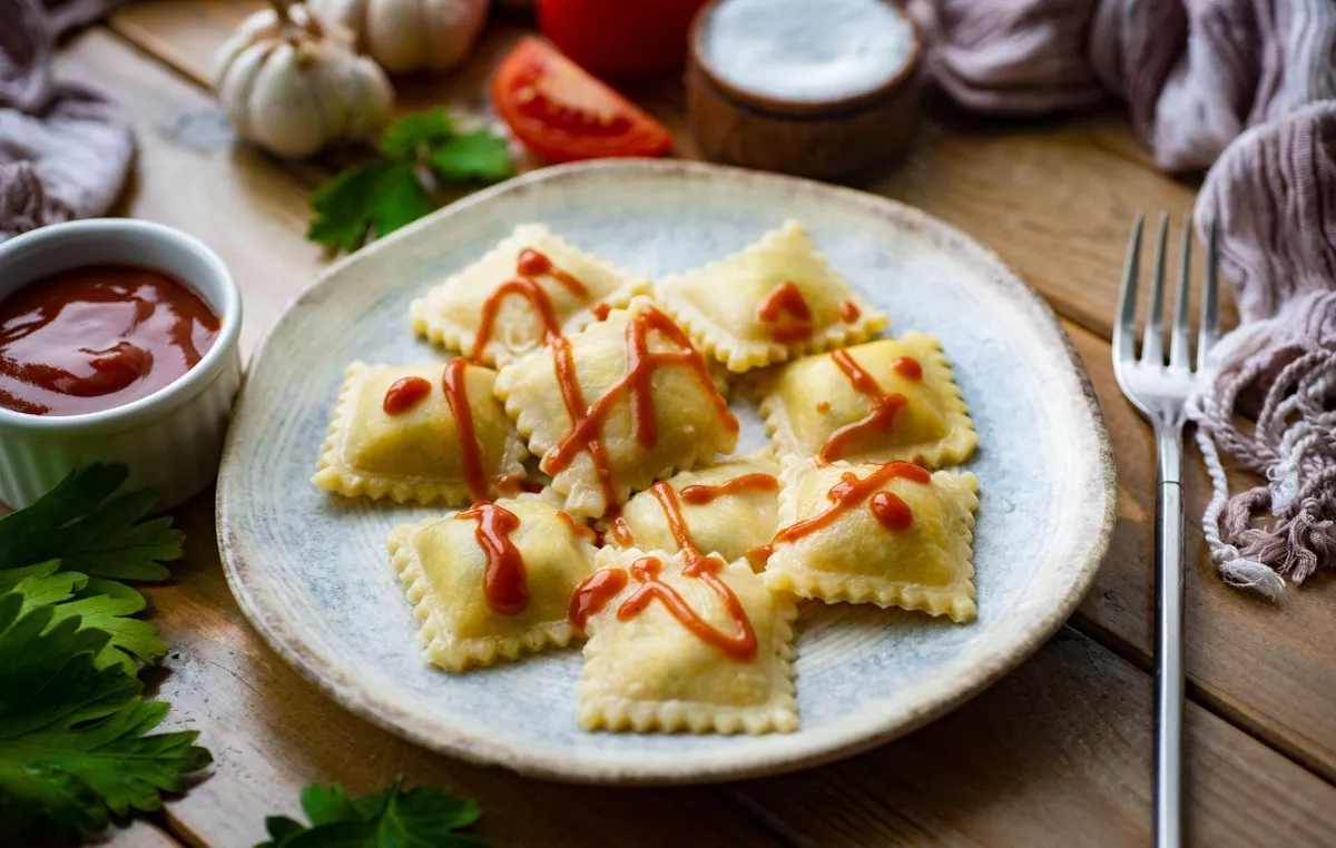Ravioli with cottage cheese and spinach