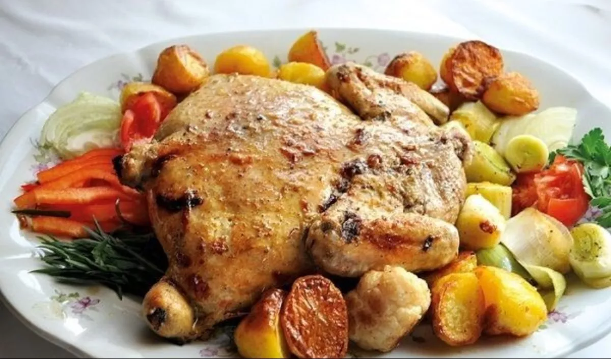 Chicken skin stuffed with minced chicken