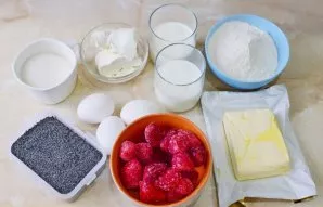 Prepare the necessary ingredients.