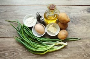 Wash the green letters and dry them well.