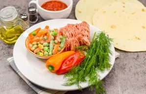 Prepare all the ingredients.