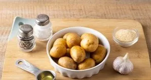 Prepare all the ingredients.