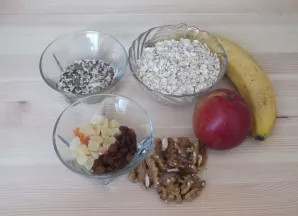 Prepare the necessary ingredients.