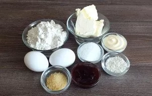 Prepare the necessary ingredients.