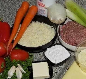 So, first, let's prepare all the ingredients.