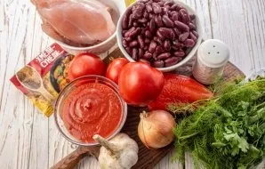 Prepare all the ingredients necessary for the manufacture of treasure.