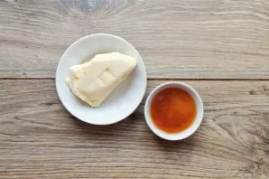 Prepare all the necessary ingredients. Remove the slat in advance so that it is not cold.