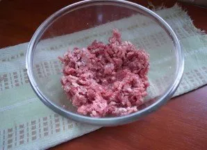 Prepare ground pork.