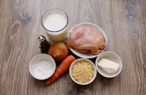 Prepare all the necessary ingredients for making soup.