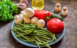 Prepare all the ingredients.