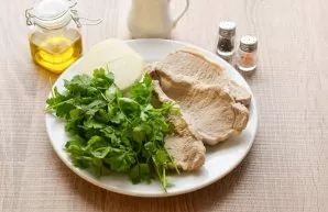 Prepare all the ingredients. Pre-boil the pork for 40 minutes, then leave to cool in the broth. To make the meat more fragrant, add salt,...