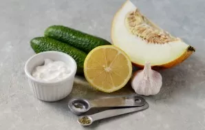 Prepare all the ingredients.