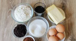 Prepare all the ingredients needed to make the chocolate red wine cake.