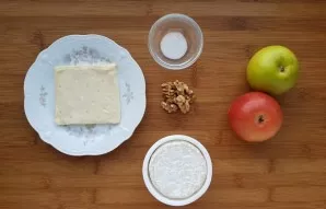 Prepare all the necessary ingredients. Ready puff pastry must be removed from the freezer in advance.