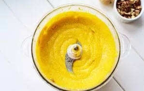 Turn on the device for about 1 minute and you will get a homogeneous mixture of creamy consistency.