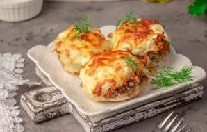 Serve the appetizer hot. Delicious!