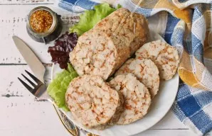 After the mentioned time, the sausage is ready. Delicious!