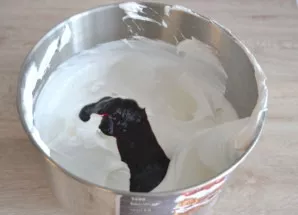 Pour blueberry puree into 1/3 of the whipped white mass, whisk.