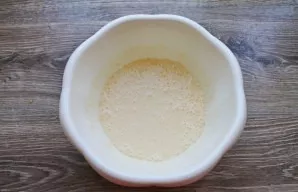 Beat the mixture for another minute.