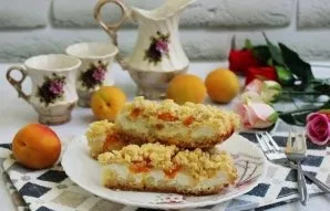 Remove the cake from the oven, cool, chop and serve. Delicious!