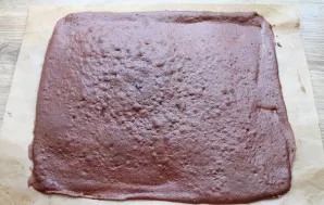 Place in a hot oven and bake the biscuit at a temperature of 180 degrees for about 10 minutes until cooked.