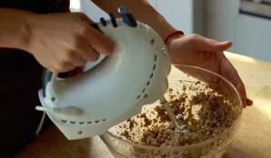 Mix both types of sugar with softened butter and whisk.