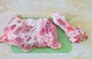 With a sharp knife, carefully cut the bone out of the shin.