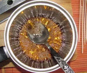 Caramel should not burn, so that the candies in the house do not have a bitter taste. Add a little freshly squeezed lemon juice to the ca...