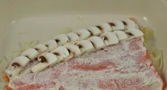 Then spread the mushrooms on top in a thin layer. Cut into slices. The more carefully you do this, the more aesthetically pleasing the di...