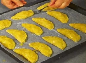 We close the cakes with a