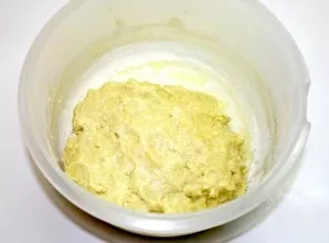 Knead a medium-density dough.