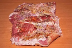 Peel the garlic (the amount depends on taste preferences and can reach as much as 10-12 cloves) and put in a pestle. Add a little salt an...