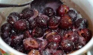 Bring to a boil and cook over low heat, scraping off the foam.