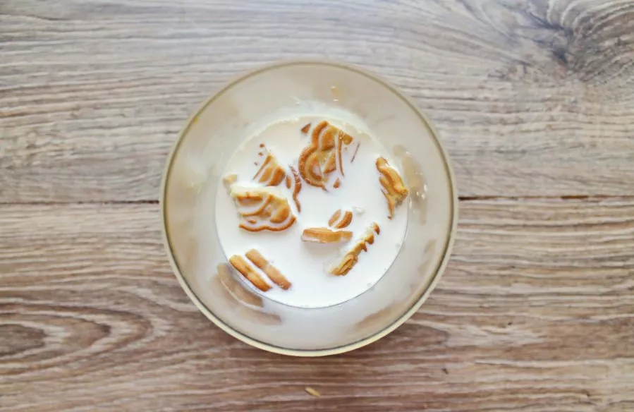 Pour milk and beat until smooth.