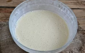 The finished dough will be quite liquid, but at the same time viscous.