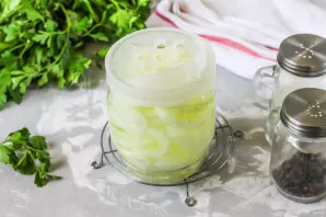 Then change the lids and drain the water.