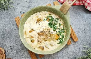 Pour cream into the pan, add finely chopped parsley and the second half of chopped garlic. Increase the heat and cook for another 3-4 min...