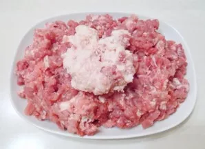 Grind the lard through a fine sieve.