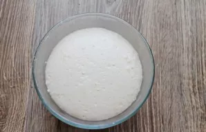 Place in a warm place for 20 minutes to rise. The mass should increase significantly and turn into foam.