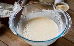 Stir these ingredients vigorously with a whisk until you get a homogeneous mixture, similar in consistency to pancake dough. Cover the bo...