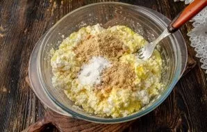 Add almond flour, baking powder. If desired, stir with a fork or blender.