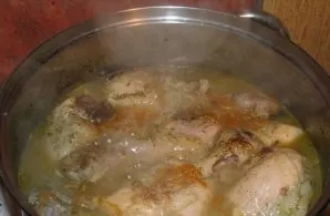 Add water and close the pot. Bring to a boil and cook for 15 minutes.