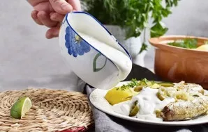 Serve immediately with fish.