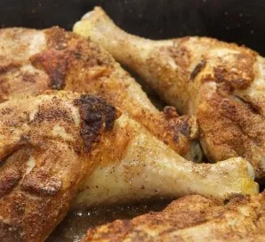 Roast for 2 minutes on medium heat, then turn the quarters over and cook on the other side.