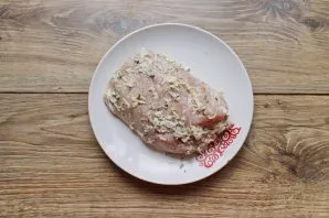 Coat all meat with the thickness of spices.