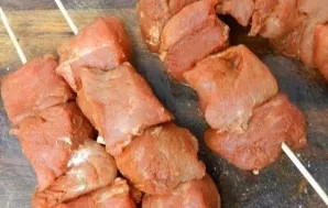 Then we roll the meat on skewers and fry on coals. If you bake the barbecue in the oven or in a pan, we roll it on wooden skewers, which ...