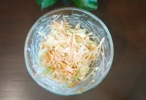 Put all the ingredients in a deep bowl, add salt and sour cream.