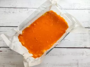 Pour the citrus mixture on top and place in an oven preheated to 180 degrees for 35 minutes.